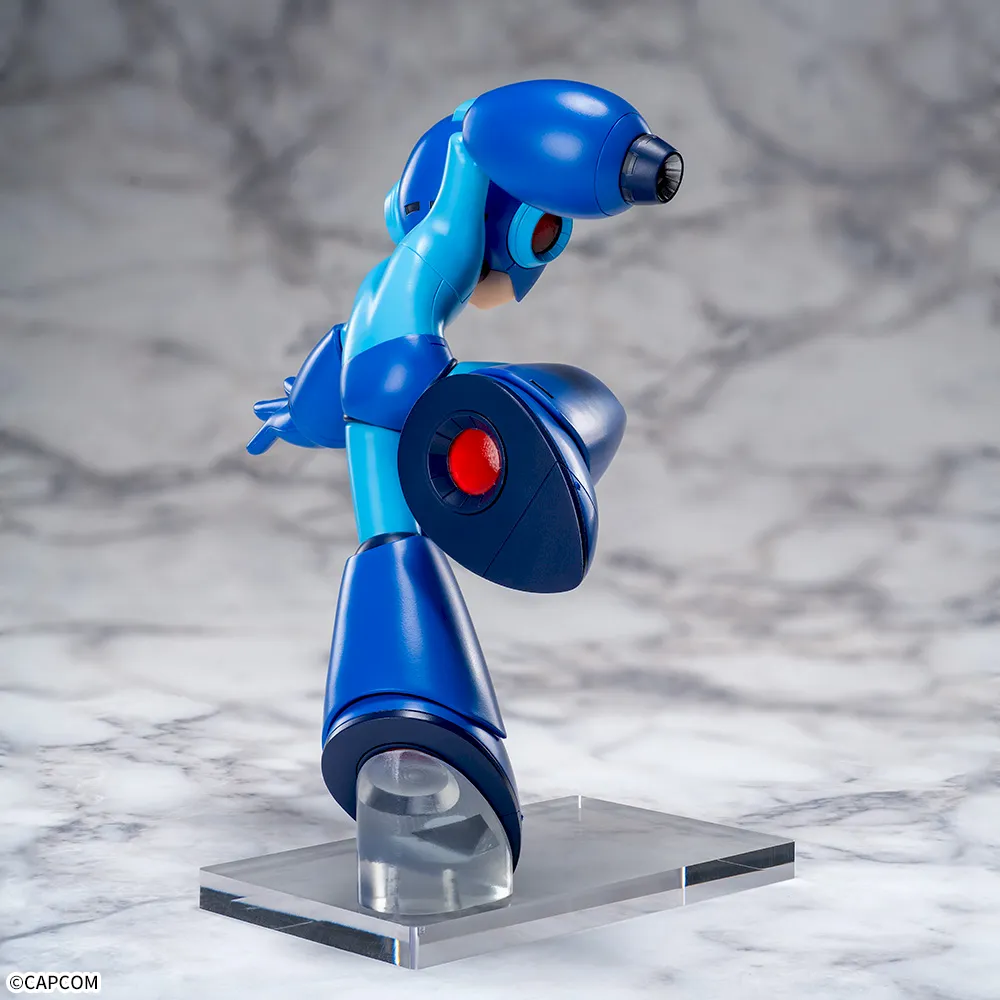 Sega – Rockman/ Mega Man Luminasta “Rockman” Figure - Image 2